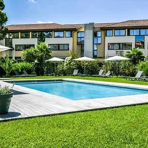 https://jules-verne.biarritzhotels.info